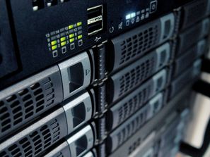 UPS Systems in Server Rack UPS Systems in Server Rack